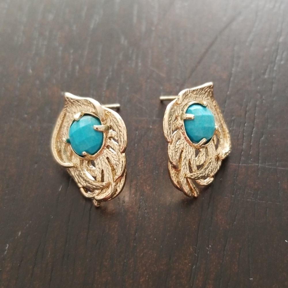 Kendra Scott earrings